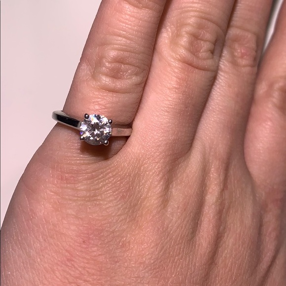 Metal Ring - Picture 5 of 7